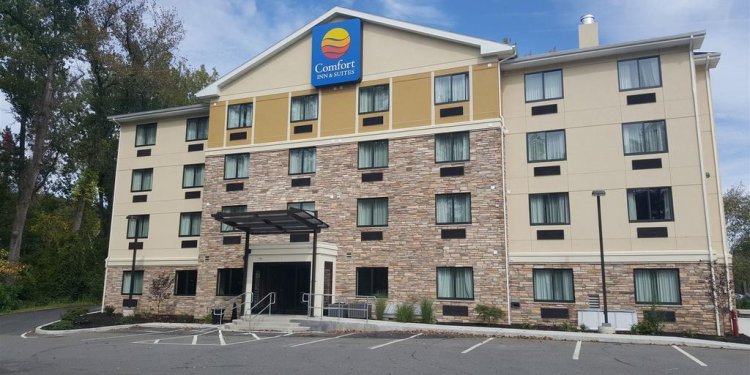 Comfort Inn & Suites