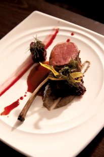 Lamb chop with beets - MATTHEW THORSEN