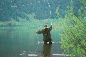 Now that the temperatures are starting to warm up, it’s time to think about heading out for a day of fishing. Whether you prefer spin-cast or fly fishing, the area nearby the Inn has a bounty of choices.